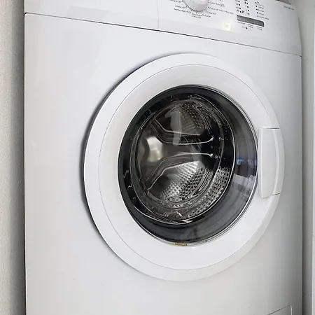 Apartment Calme Avec Balcon Proche Du Port De